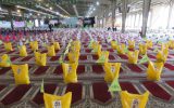 در چهارمین روز از هفته بسیج برگزار شد: اهداء ۱۳۰۰ بسته معیشتی و لوازم التحریر در رزمایش مومنانه سپاه جهرم در هفته بسیج